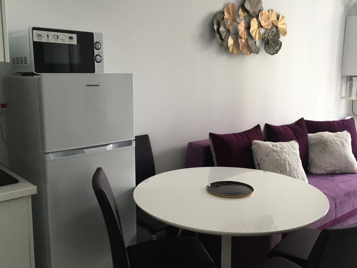 Lotus Blue Apartment มามายา ภายนอก รูปภาพ